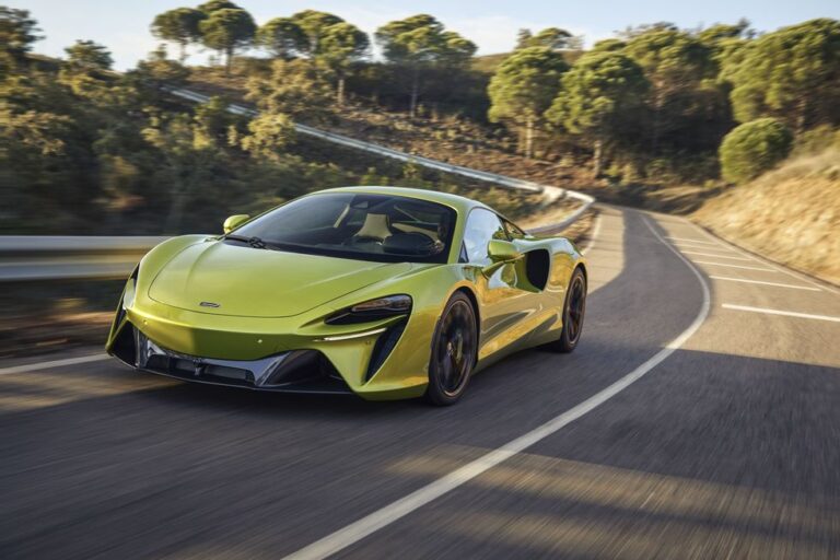 Framtiden för Supersportbilar – McLaren Artura