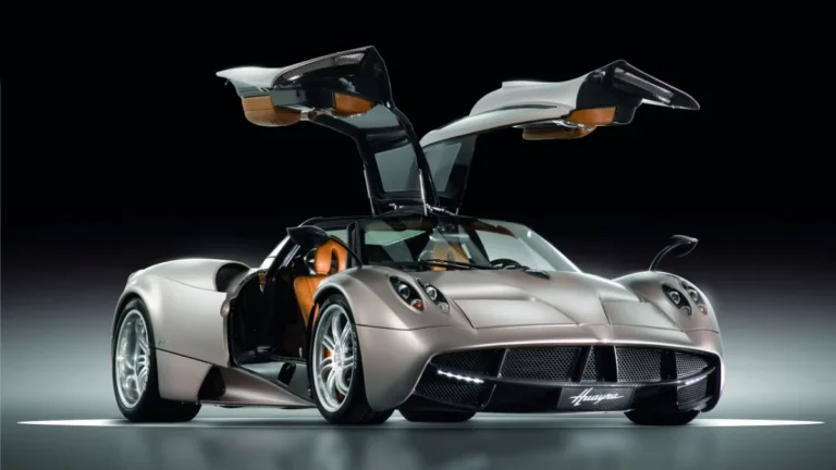 Pagani Huayra – ”Fusionen av teknik för superbilsindustrin” !
