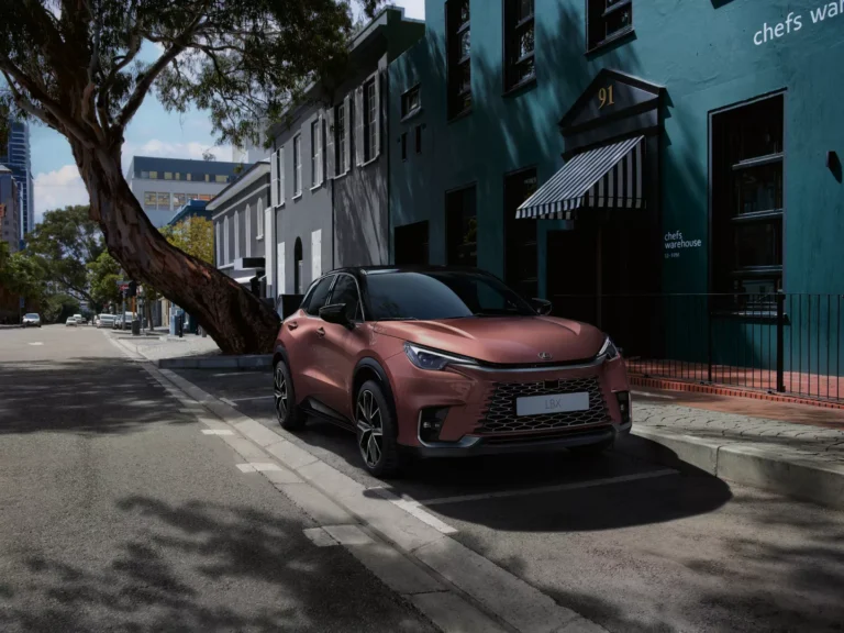 Världspremiär för nya Lexus LBX!
