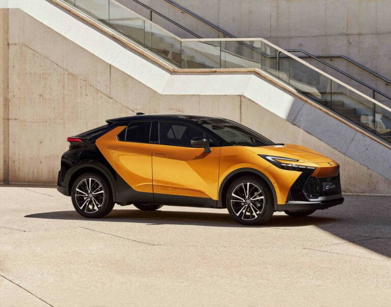 Toyota C-HR – En djärv och innovativ SUV i kompakt form!