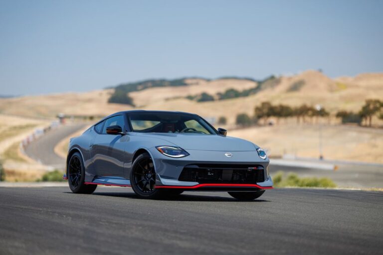 ”Den nya Nissan Z – En modern omtolkning av sportbilens legendariska arv”