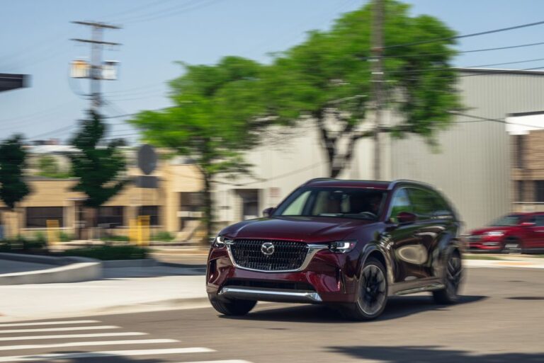 Utforska Mazda CX-9 – Den ultimata Familje-SUV:en som ger mest stil, komfort & prestanda för pengarna?