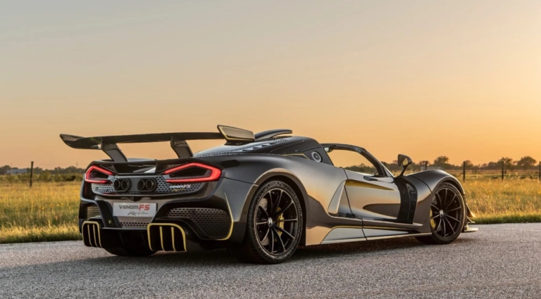 Venom F5 Revolution Roadster – Sommarens Mästare inom Cab!