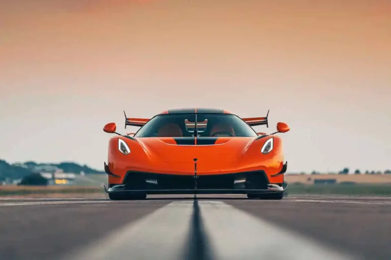 Koenigsegg Återkallar Jesko Attack efter Brandincident – Ett Ansvarsfullt Beslut…