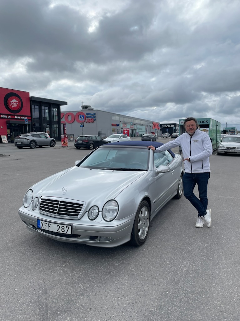 Sommarcaben med klass och känsla – Mercedes CLK 200 Cabriolet skapar den Ultimata Sommarfeelingen!
