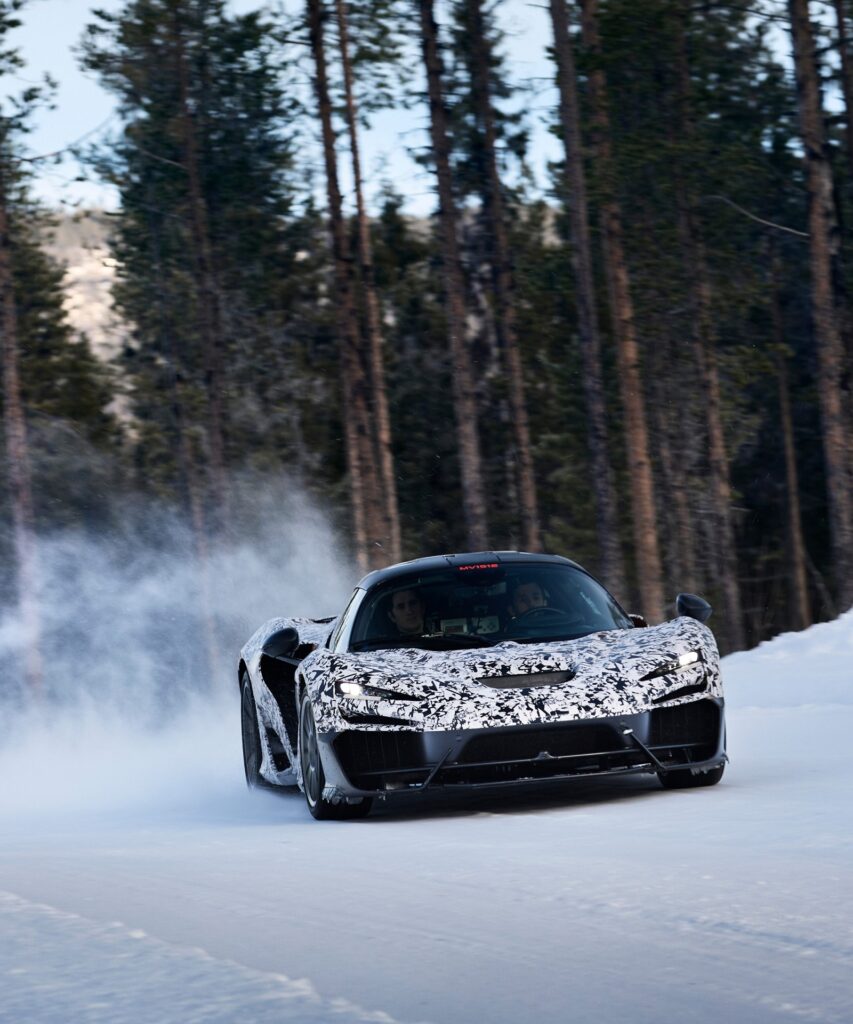 Mclaren W1 ”W1 Winter Testing – Det yttersta testet för McLarens nästa ikon”Av Motorextra