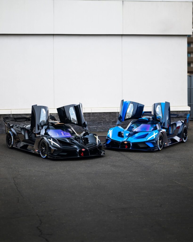 Dubbel Leverans i Världsklass – Två Bugatti Bolide, Inklusive Unika ‘Golden Era’ når Greenwich!