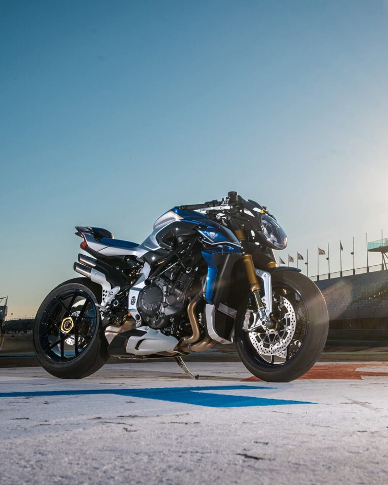 Brutale 1000 RR Assen – När Vägen Blir En Racingbana