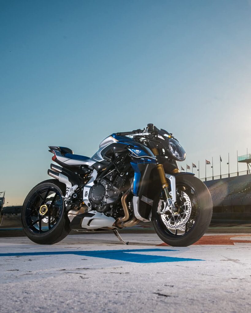 Brutale 1000 RR Assen – När Vägen Blir En Racingbana