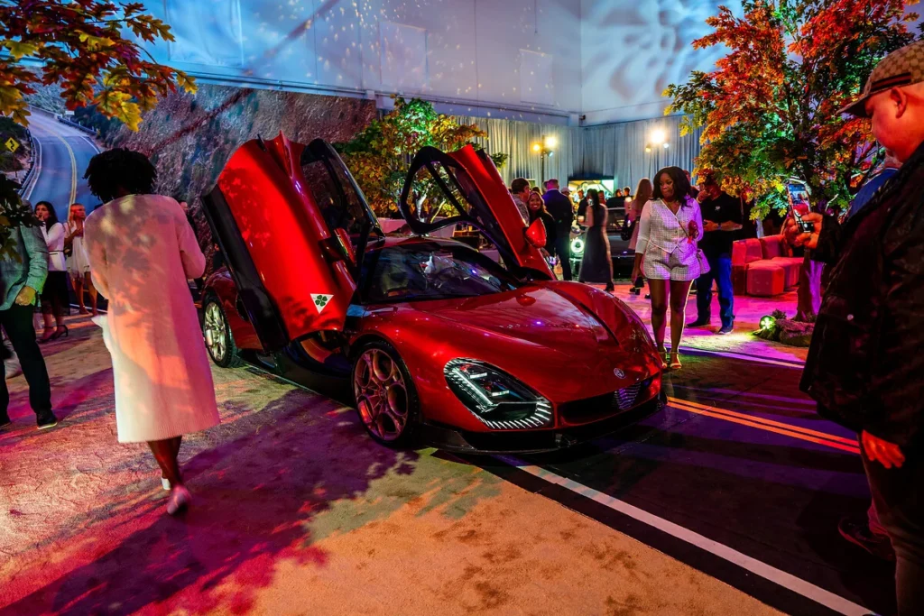 Alfa Romeo 33 Stradale – En Italiensk Ikon Återfödd På Monterey Car Week