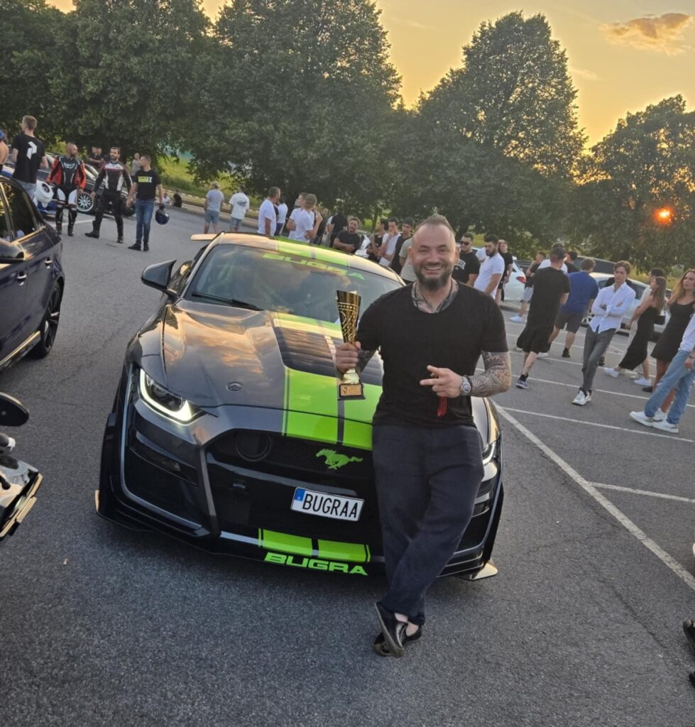 Från Grill Till Gaspedal – Bugra Canbas Visar Upp Sveriges Mest Påkostade Mustang På Sommarens Hetaste Motorfestivaler!