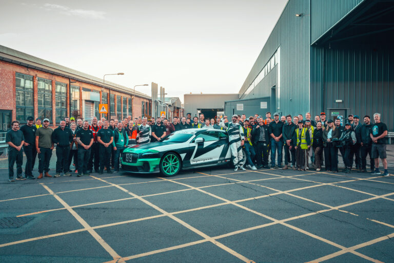 FULL SEND på riktigt – Bentley visar fulla potentialen av Bentley Supersports!